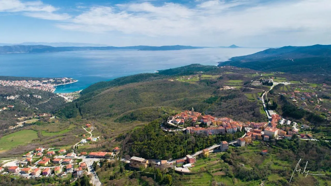 Apartment Bratti Labin